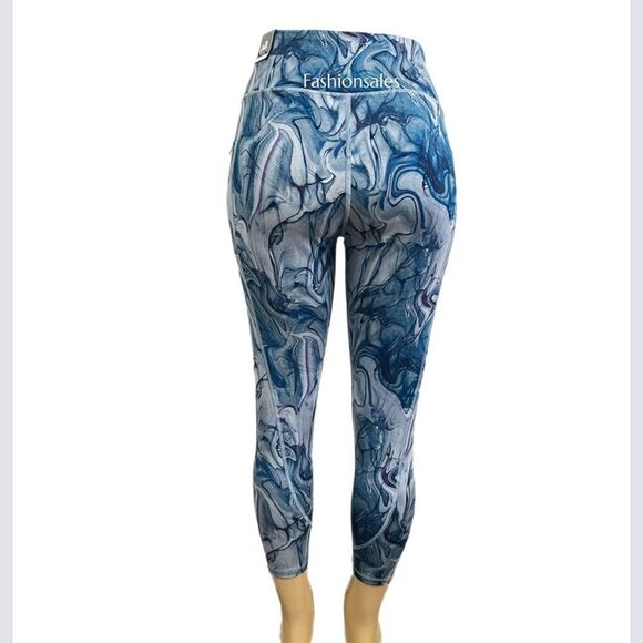 Victorias Secret On Point sport Leggings High-rise 7/8 length blue marble Swirl - Picture 5 of 5
